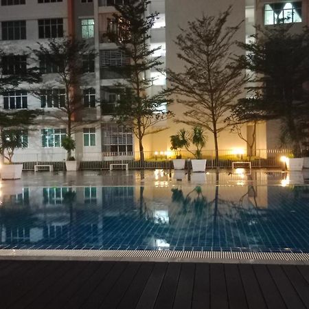 Muslim Homestay At Meru Ipoh Bagian luar foto