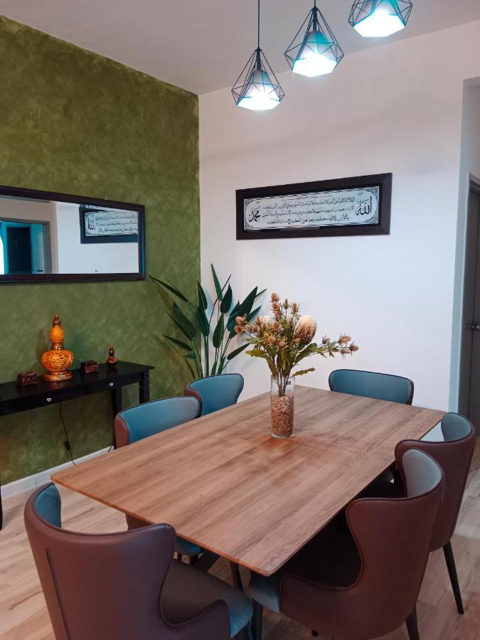 Muslim Homestay At Meru Ipoh Bagian luar foto
