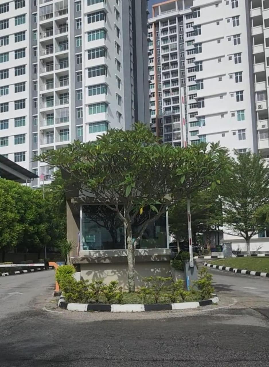 Muslim Homestay At Meru Ipoh Bagian luar foto